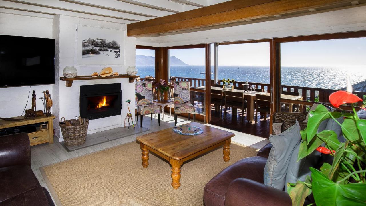 Penguins View Guesthouse Simon's Town Exterior photo