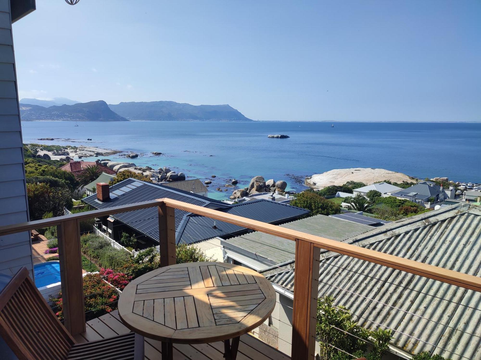 Penguins View Guesthouse Simon's Town Exterior photo